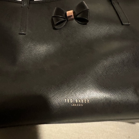 TED BAKER Tote Bag with pouch . Used - Picture 5 of 7